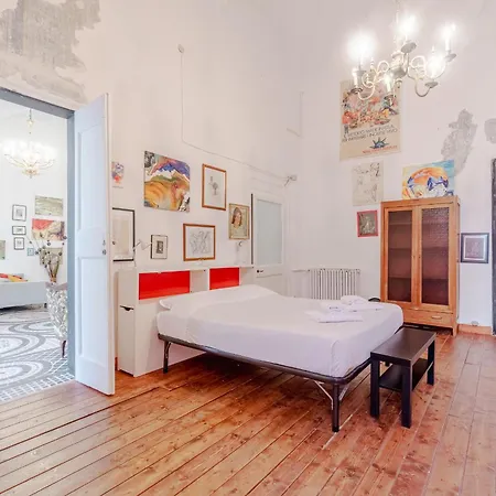 Guesthost - Timeless Charm In Porto Antico District * Genoa
