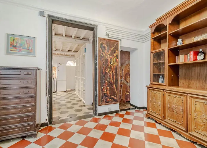 Apartmán Guesthost - Timeless Charm In Porto Antico District