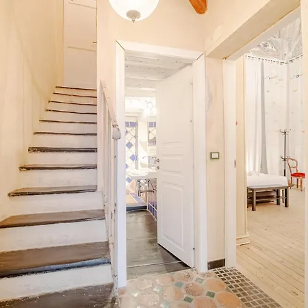 Timeless Charm In Porto Antico District * Génova