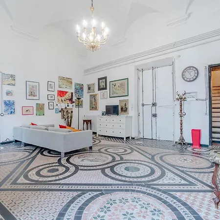 Timeless Charm In Porto Antico District شقة جنوة