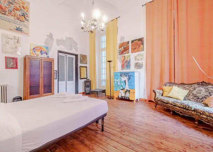 Guesthost - Timeless Charm In Porto Antico District Apartament Genua