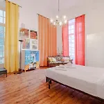 Apartmán Guesthost - Timeless Charm In Porto Antico District *