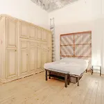 Guesthost - Timeless Charm In Porto Antico District Apartmán Janov