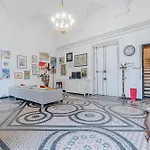 Guesthost - Timeless Charm In Porto Antico District Apartmán Janov